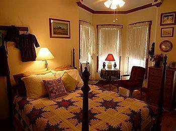Keller House (adults Only) 3* Centre Hall
