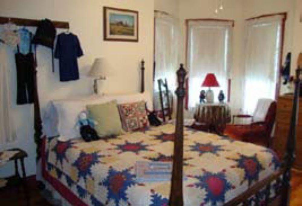 Keller House (adults Only) Centre Hall
